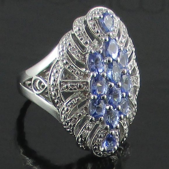 Tanzanite Vintage Cluster Design Ring - Picture 2 of 8